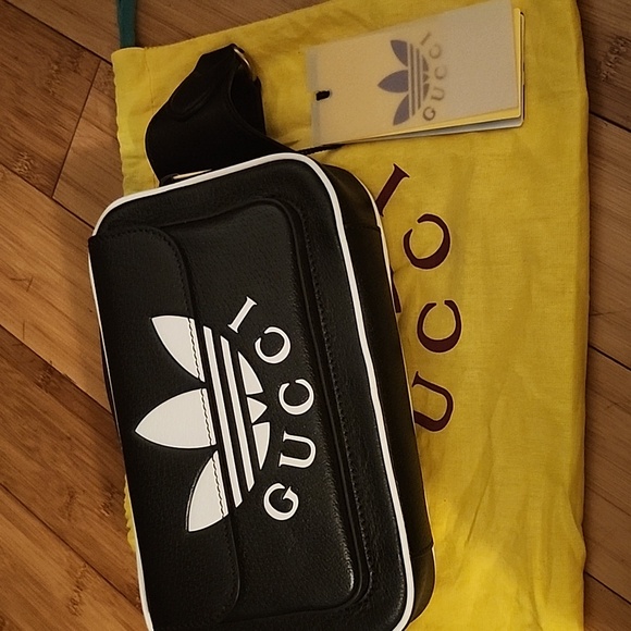 NWT Gucci Black Crossbody Bag 100% AUTHENTIC - Picture 2 of 5